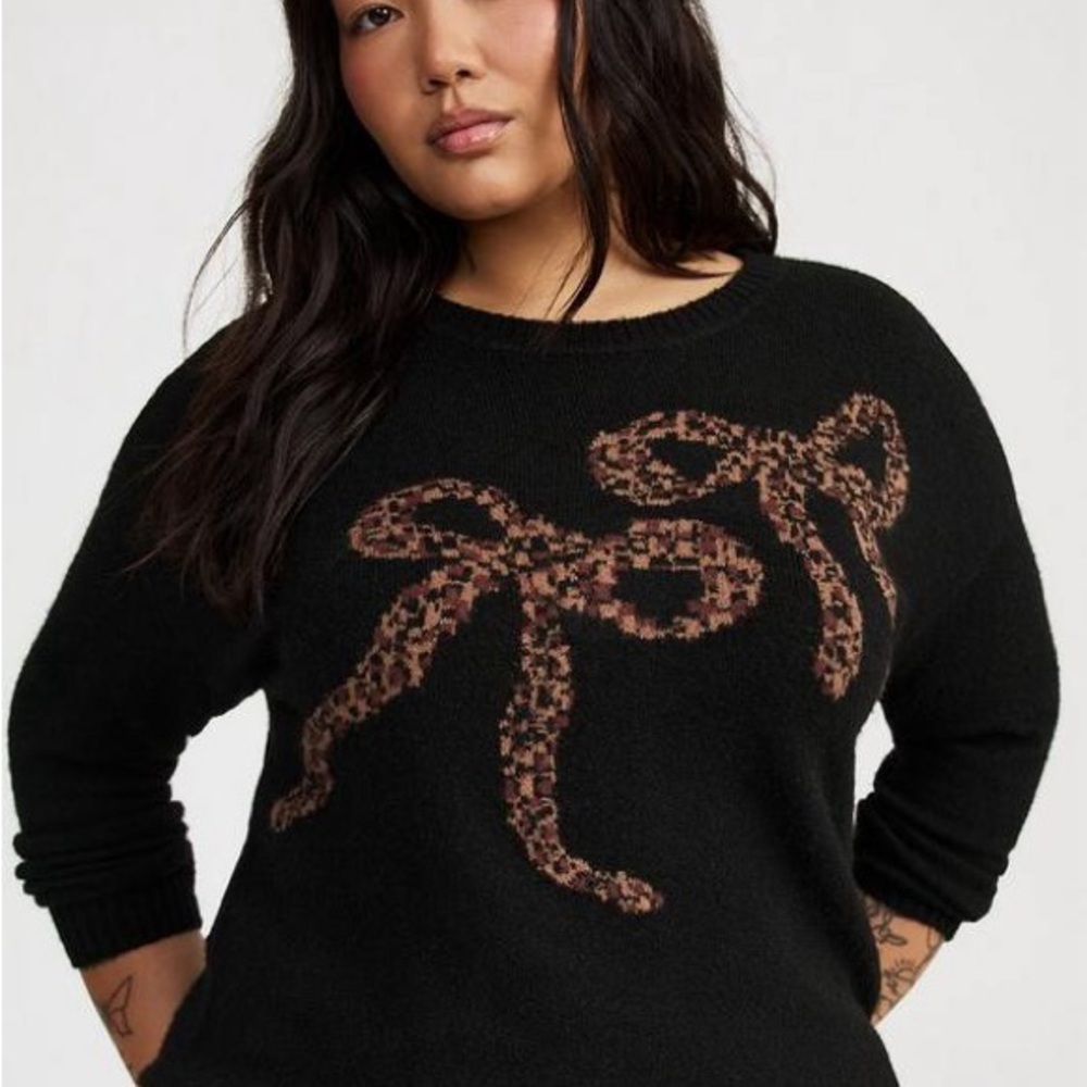 torrid Black Crewneck Sweater with Brown Leopard Bow Design